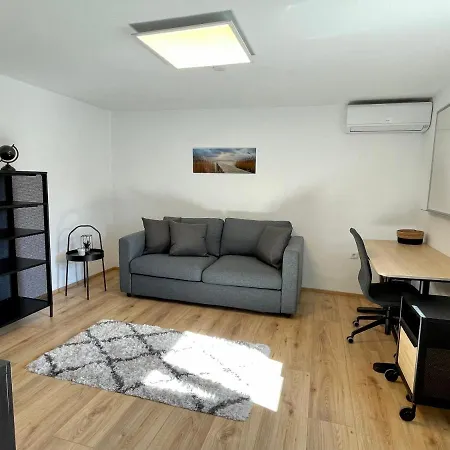 Shome Tinyhouse Graz-sued I Self Check-in